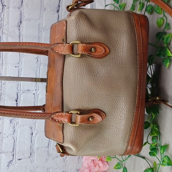 Dooney & Bourke Pre-tag Vintage Doctor Bag Satchel - Picture 6 of 16